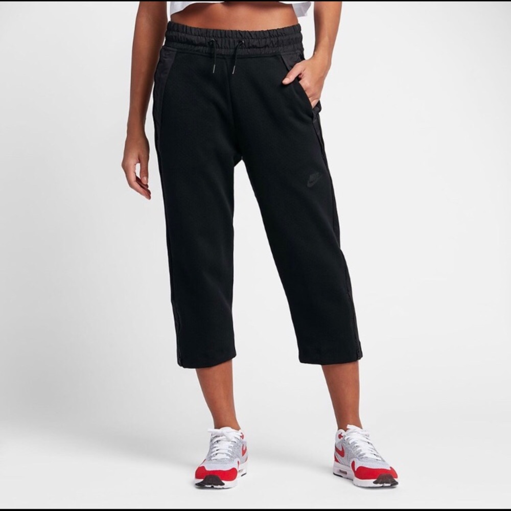 Nike Tech Fleece